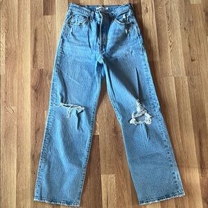 Levi’s Ribcage Straight Ankle Distressed Jeans